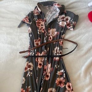 Brand new never worn. It comes with a belt, floral, pink, gray dress size small.